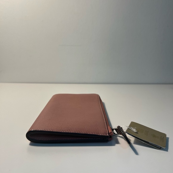 Burberry Marais Abbey Two Tone Leather Zippy Ziparound Wallet Passport Holder - Picture 9 of 16